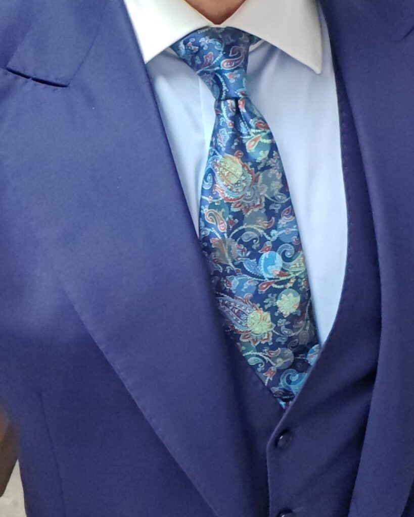 traje de novio en sevilla